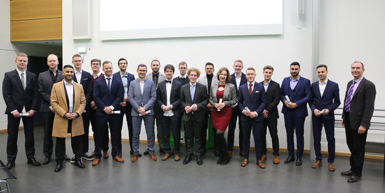 Bachelorabsolvent*innen_2022 Studierende bei der Abschlussfeier
